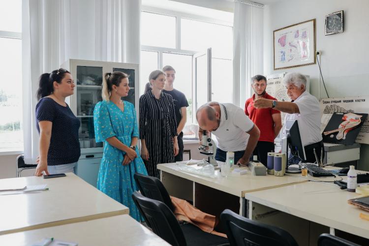 Laboratory-practical classes on "Organization and functioning of collective farms" as part of the project "Farmer's School”