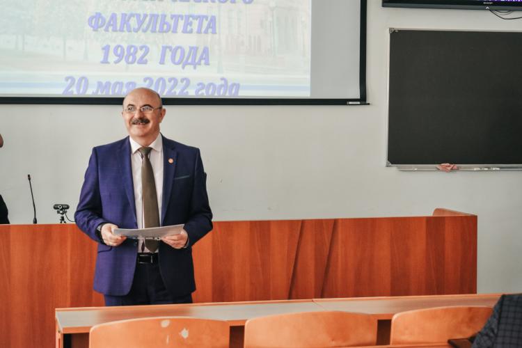 Successful graduates visited university 40 years later