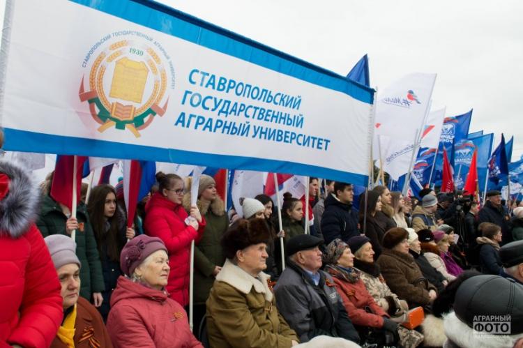 Участие в митинге, посвященном  75-ЛЕТИЮ СТАЛИНГРАДСКОЙ БИТВЫ