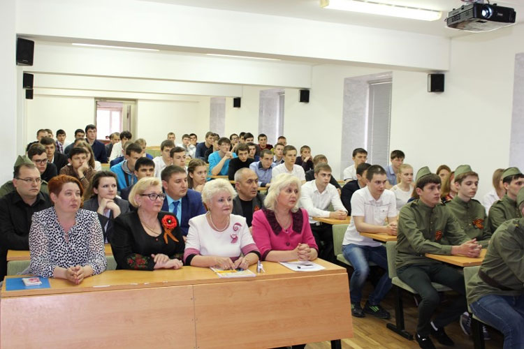 К 70-летию Великой Победы: это нужно живым!